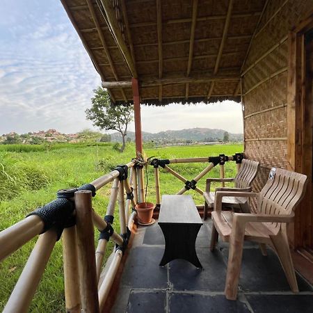 Hampi Rasta Cafe Hotel Exterior photo